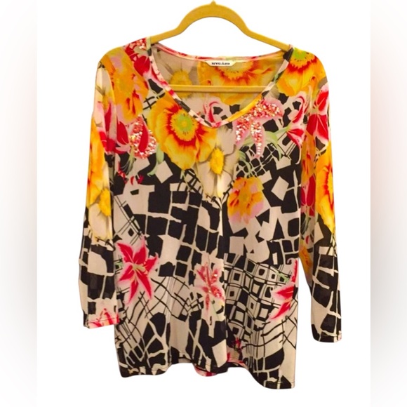 Peter Nygard Tops - Nygard Top Sz Medium with Sequins